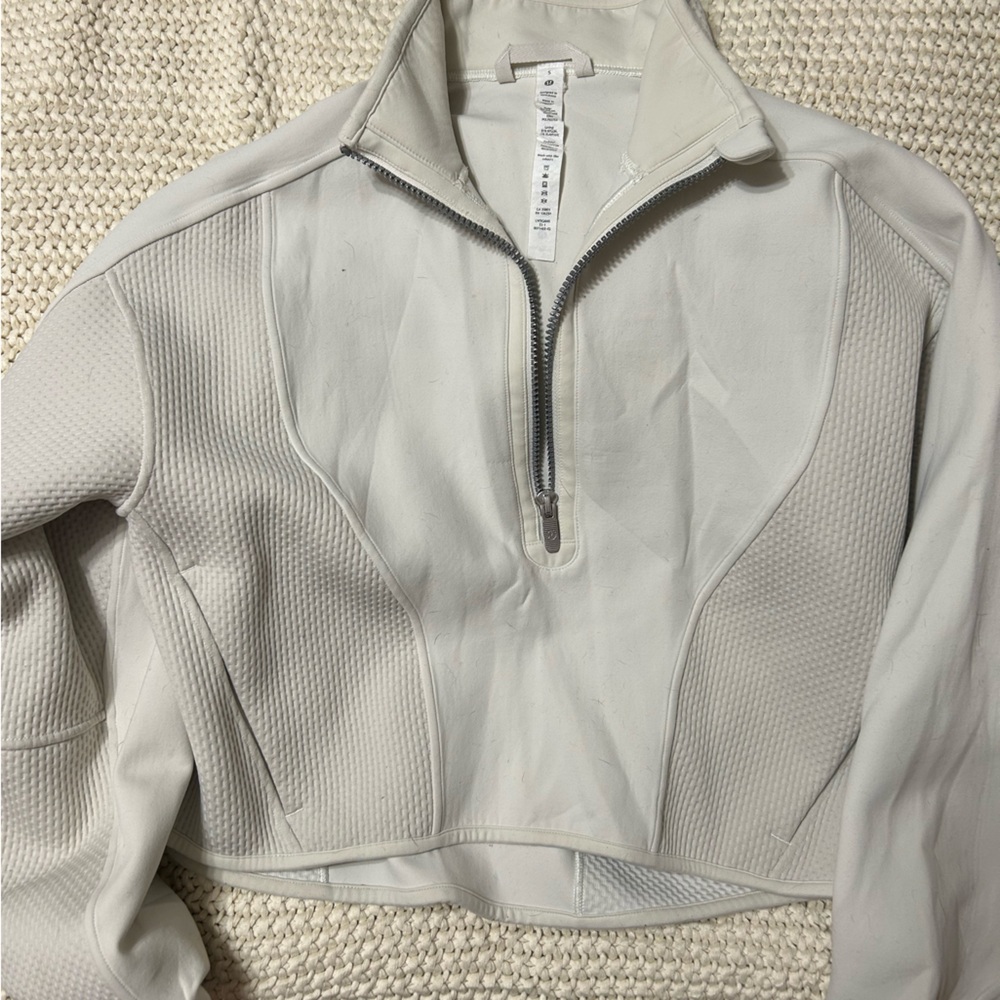 Lululemon tech half zip funnel neck